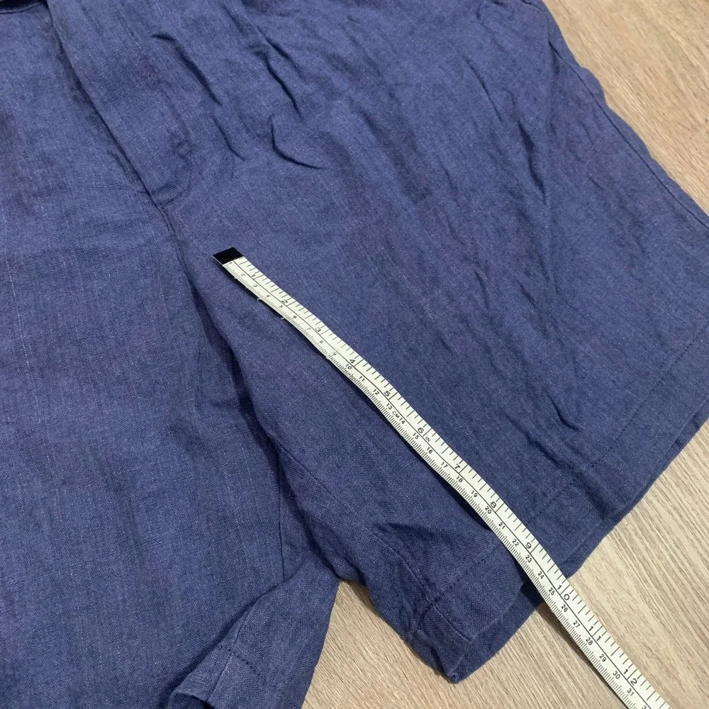 Banana Republic 100% linen pleated shorts in navy blue - size 34 mens
